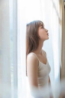 被多个强壮的黑人灌满浆